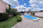 COM 0% Casa individuala spatioasa, piscina, garaj, anexe | Iosefin - 2