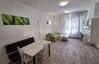 Apartament cu 3 camere, curte si loc de parcare Str. Lunga - 10
