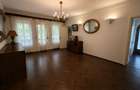 Apartament 3 camere parter in vila plus garsoniera demisol si curte. - 12