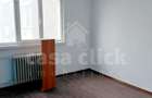Apartament 3 camere Micro 20, decomandat, etaj intermediar - 2