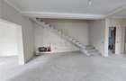 Duplex modern - la asfalt - personalizare interioara - 4