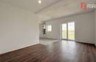 Apartament de vanzare, 2 camere + doua terase - Mosnita Noua - 2