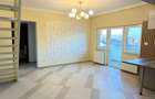 Vand apartament 3 camere Dambovita mansarda 92000 euro - 8