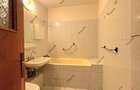 Direct proprietar Apartament 3 camere Vitan Mall , Centrala proprie