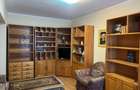 Vând apartament decomandat, 2 camere, etajul 2 / 4, Băile Herculane, zona Piață - 2