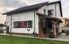 Casă Individuală Modernă cu Panouri Solare, Intrare Separată și Curte Spațioasă - 2