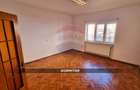 Casă / Vilă cu 5 camere de vânzare în zona Orasul Vechi - 20