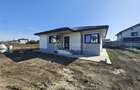 Casa parter | Str. Miorita | 4 camere | Teren 463 mp | La 5 minute de bulevard - 1