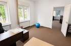 Spatiu pretabil:birouri/ cabinete/ servicii, acces stradal,curte proprie,Central - 6