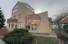 Casa S+P+1E+M Valu lui Traian 8 camere 3 bai 1 balcon 4 terase garaj teren 1216m - 1
