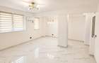Apartament - Spatiu 3 camere  Muncii-Mihai Bravu - 1