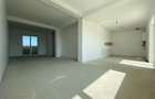 Penthouse 3 camere, decomandat, 81 mp utili, etaj 3 -zona Torontalului - 1