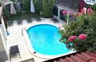 Casa Soarelui - vila individuala cu piscina si gradina - 13