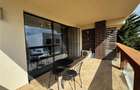De Vanzare | Apartament cu 3 camere | 2 locuri de parcare incluse in pret | Pipe - 16