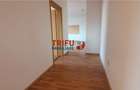 Apartament 3 camere de inchiriat  Cetate etaj 2