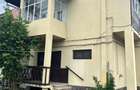 Apartament 3 camere în vilă, 88 mp utili, teren aferent 142 mp, Breaza Central - 2