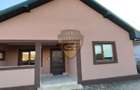 Casă 3 camere Valu Traian Mansardabilă 110mp, teren 300mp, Mobilat, Utilat, gaze - 1