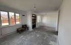 Casa/Vila 4 camere - 9