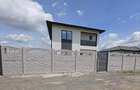Casa 4 camere,gata de mutare,800 m de blv. - 1