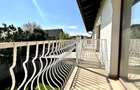 Casă de închiriat 5 camere + 5 băi + 3 balcoane + terasă 800€/luna - 27