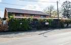 Vânzare imobil cu funcțiune mixtă casa si restaurant - Ungureni - DB - 19