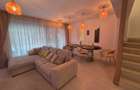 Vilă  cu mansardă, piscină și design modern – Tunari - 5