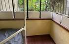 Persoana fizica, Tineretului, 2 camere, 70 mp,  Parter, Balcon, 640 € - 9