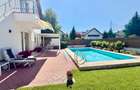 Individual villa with pool, 6 bedrooms, Iancu Nicolae - 2