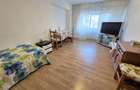 Apartament 3 camere, 2 bai, DECOMANDAT, ETAJ 1, Pacurari - 1