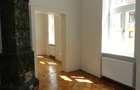 Apartament in casa recent renovat , parcare in curte, zona centrala - 10