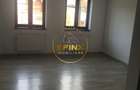 3 camere | Unirii Rond Cosbuc | Nemobilat | Etaj 1 | 65mp - 2