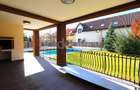 Vila cu 5 dormitoare, garaj dublu si piscina proprie - 6