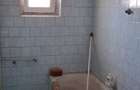 Ap. 3 camere , decomandat,  etajul 3/3 ( acoperis nou),  zona Petre Liciu. - 3
