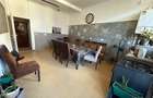 Spațiu comercial+locuință la mansardă,3 dormitoare, living,5 băi, teren 715 mp - 7