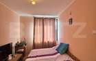 Apartament 3 camere, etaj intermediar, Oltet, Tractorul