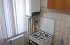 Vând apartament cu doua camere decomandate în Micro 13B  - 5