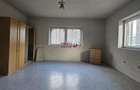 Casa de vanzare cu functiuni multiple in Petresti - 3
