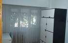 Titulescu, scoala 3, 3 camere decomandat, 80 MP ,loc parcare, etaj 1, 500 euro - 12