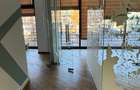 Spatiu birouri stradal, 4 camere, in imobil birouri - 5
