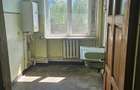 Apartament 2 camere zona Stefan Luchian , etaj 3 cu sarpanta ,decomandat - 1