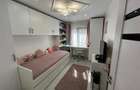 Apartament cu 3 camere  de vanzare, zona Comisia Centrala - 5