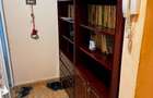 Se vinde apartament de 40 mp, mobilat,utilat, balcon, centrală, Ac, plus box - 9