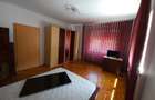 Proprietar închiriez la casa apartament cu trei camere pentru locuit/birouri  - 6