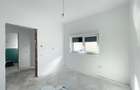 Duplex 4 camere despartit prin scara Central Mosnita Veche - 11