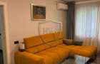 Apartament cu 3 camere | Centrala proprie | Loc de parcare | Tineretului - 1