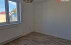 Casa individuala de vanzare cu 3 camere si teren de 710 mp - Izvin - 9