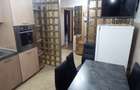 PROPRIETAR, vând apartament cu 4 camere, decomandat, et1, 2 bai, zona Lipovei  - 6