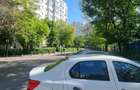 Apartament 4 camere, centrală proprie, parcare, 5 min metrou Apărătorii Patriei - 30