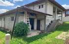 Casă la roșu,  – Oradea, str. Caișilor. 175 000 E . Comision 0 - 1