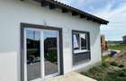 Duplex pe parter - toate utilitatile - zona foarte buna - 2